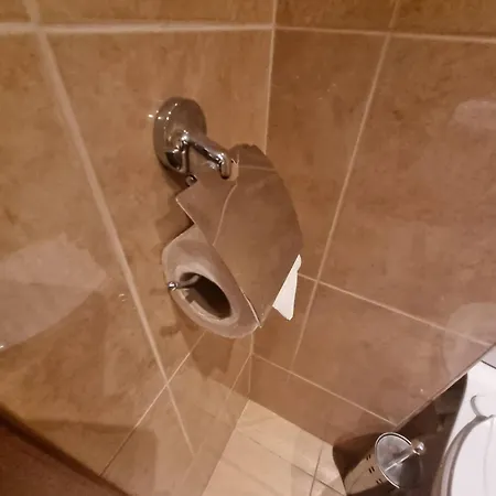 Apartamento 1br Homey Duplex 300mbps Wifi - Two Floor With Washer