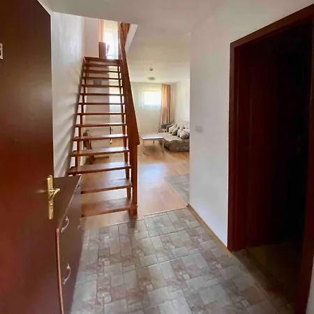 1br Homey Duplex 300mbps Wifi - Two Floor With Washer شقة