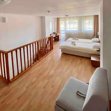 1br Homey Two Floor - 200mbps Wi-fi