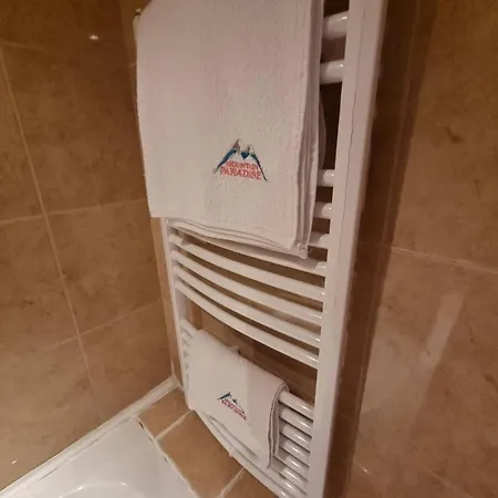 1br Homey Two Floor - 200mbps Wi-fi