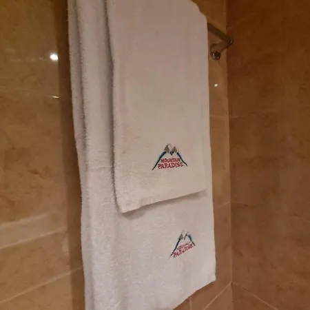 Apartment 1br Homey Two Floor - 200mbps Wi-fi Bansko